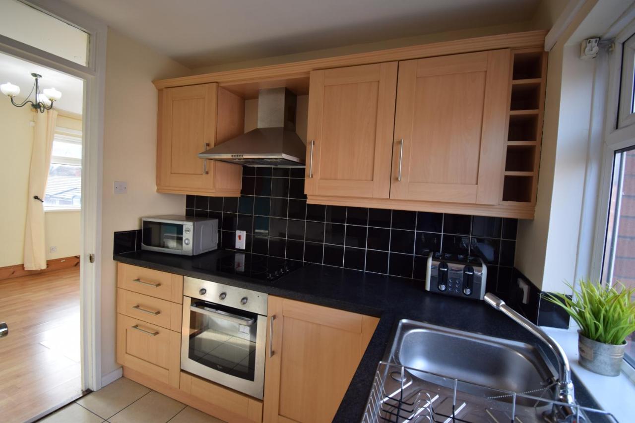 Prime Location Apartment Belfast Buitenkant foto