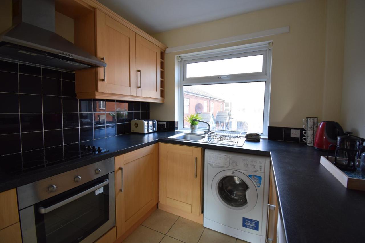 Prime Location Apartment Belfast Buitenkant foto